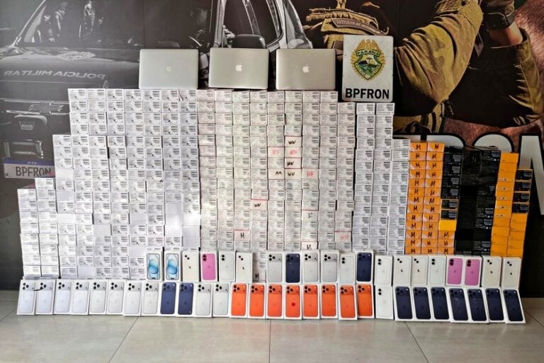 Tapejara Bpfron Apreende 589 Celulares E Notebooks Na Pr 323