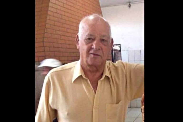 Umuarama Familiares E Amigos Se Despedem De Jovino Justo