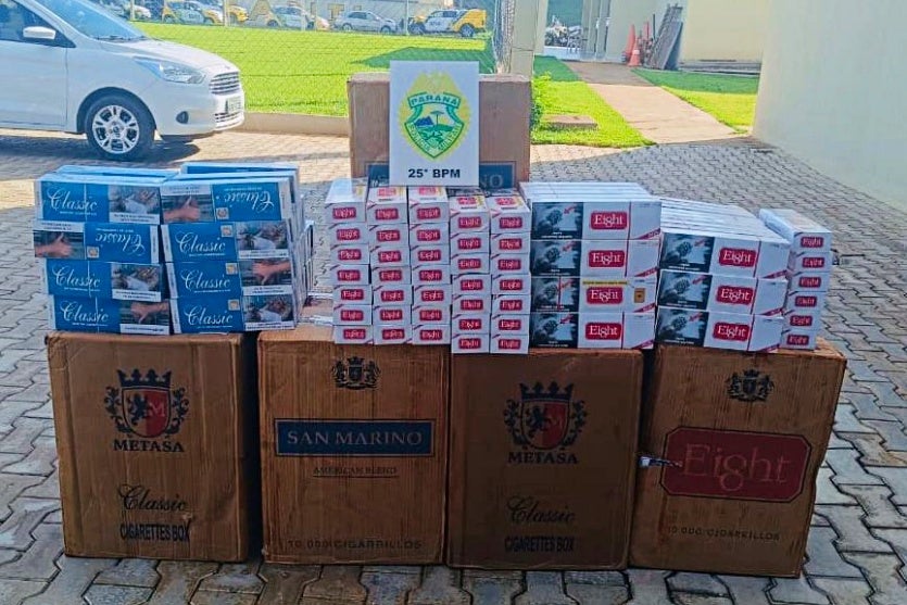 Umuarama Pm Prende 2 Pessoas Com Cigarros Contrabandeados (2)