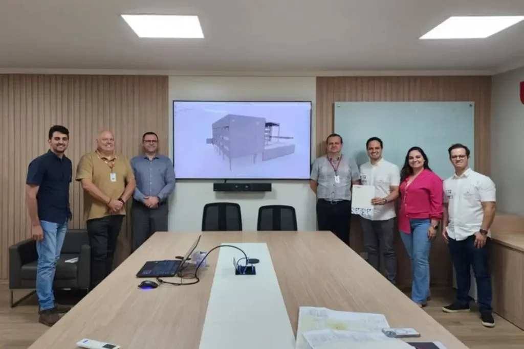 Unipar Assina Contrato Com A Tetra Pré Fabricados Para Construção Do Novo Centro De Especialidades Médicas 2