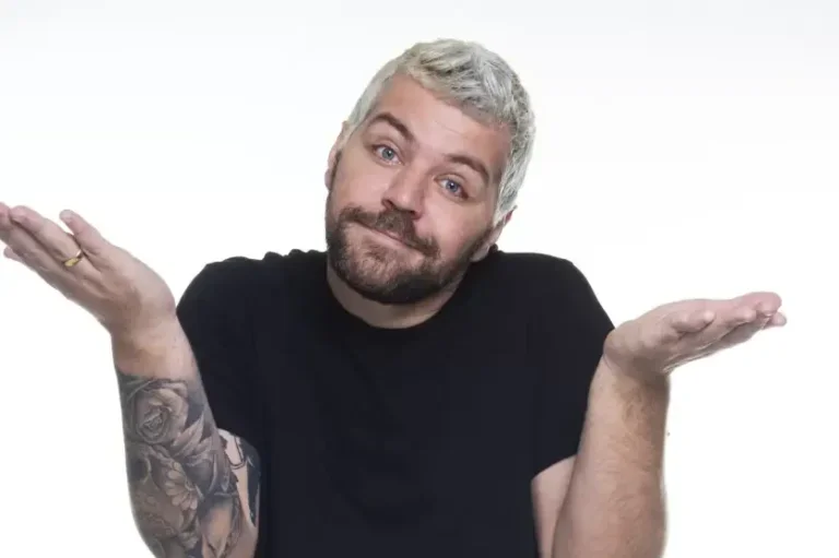 Victor Sarro Volta A Umuarama Para Apresentar Seu Novo Show