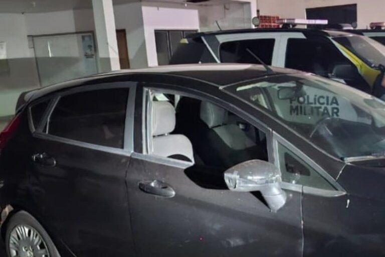 Motorista com CNH suspensa é autuado por direção perigosa na PR-323.