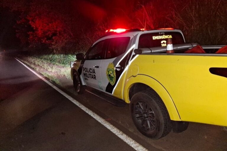 Capotamento na PR-317, em Santa Fé, deixa uma pessoa morta