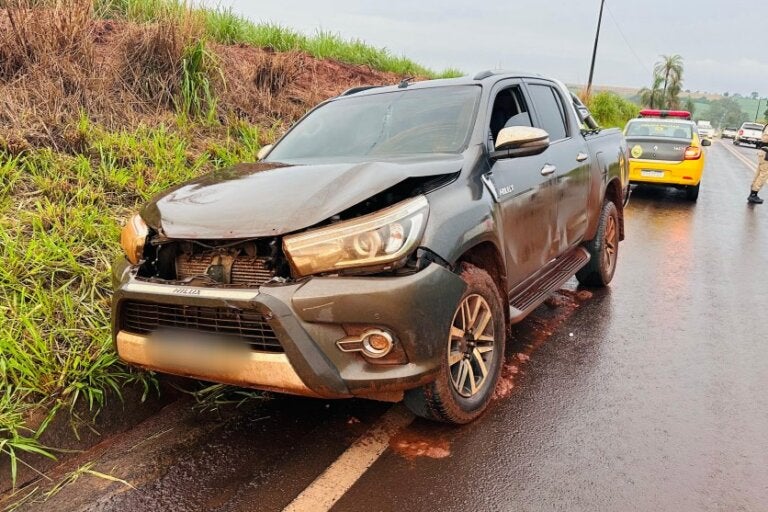 Veículo é recuperado em Mariluz após ser abandonado às margens da PR-468.