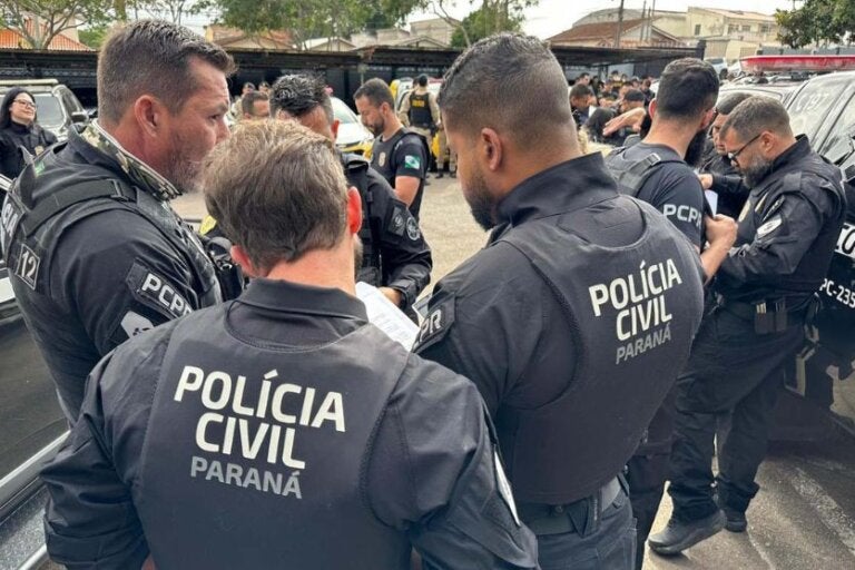 Operação atua em 29 municípios do PR contra receptação de fios de cobre.