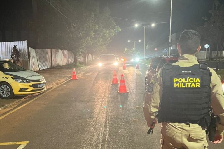 Blitz da Lei Seca em Umuarama fiscaliza 32 veículos e autua condutor por embriaguez