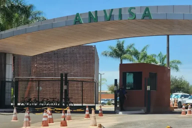 Anvisa proíbe três suplementos irregulares, incluindo um com ora-pro-nóbis.