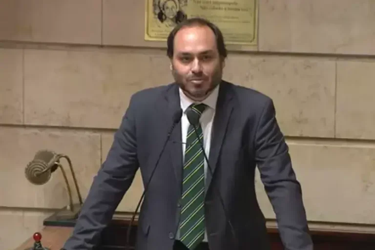 Carlos Bolsonaro