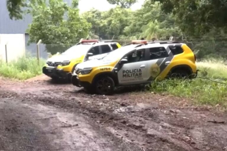 Cinco suspeitos morrem em confronto com Rotam no Paraná.