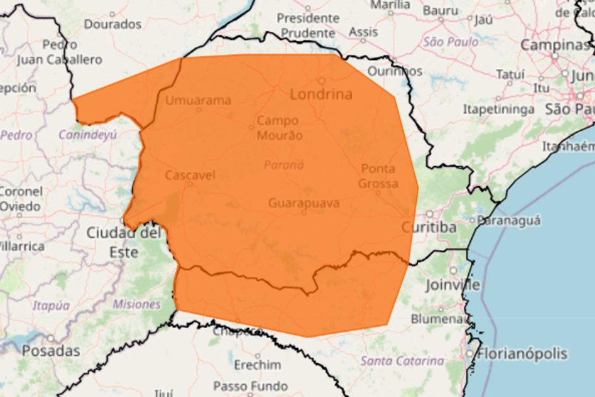 Chuva intensa atinge Umuarama nesta sexta e previsão indica volumes ainda maiores no fim de semana