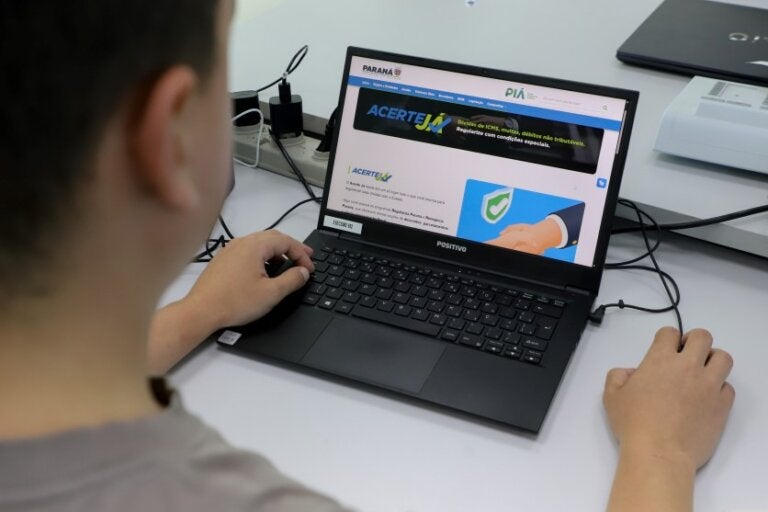 Acerte Já: Governo do Paraná lança plataforma para regularização de dívidas.