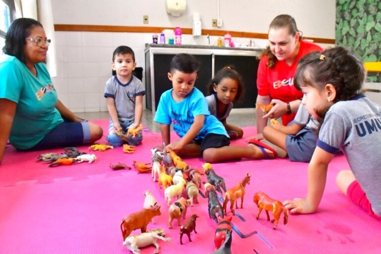Umuarama convoca 367 crianças da Fila Única para vagas na educação infantil.
