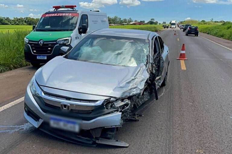 Colisão Na Pr 323 Entre Umuarama E Perobal Deixa 5 Feridos (3)