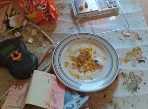 PCPR prende em flagrante dois homens por tráfico de drogas em bairros de Umuarama