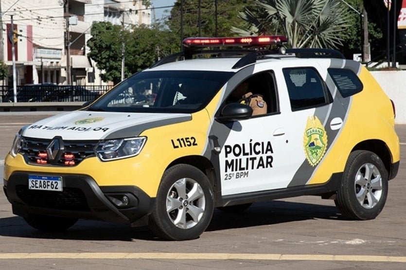 Homem tenta comprar drogas e acaba tendo Honda Biz furtada na Praça Santos Dumont