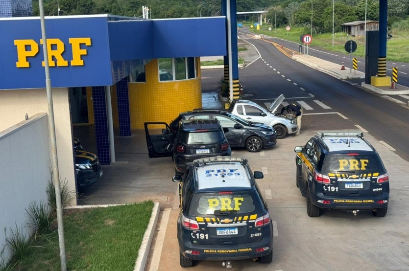 Prf Prende 3 Batedores Com 224 Kg De Maconha Em Alto Paraíso (2)