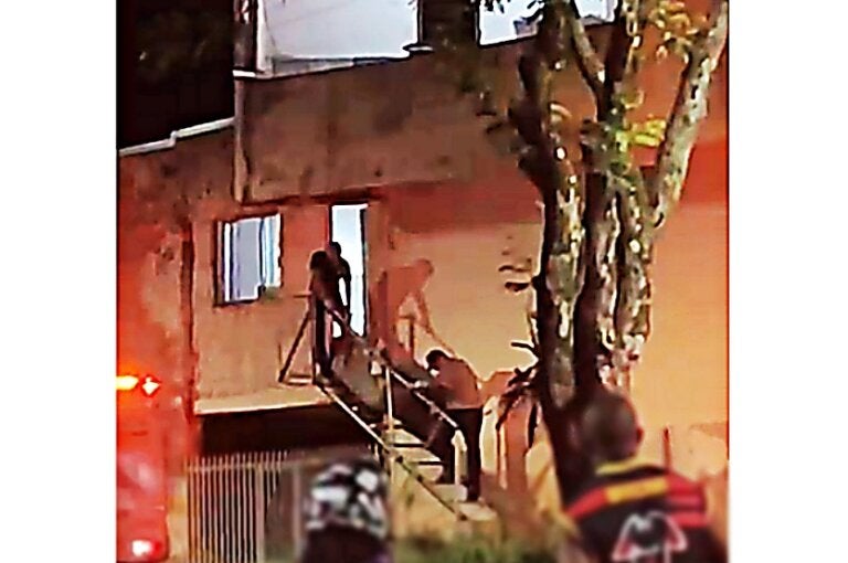 Umuarama Autor De Feminicídio Envolveu Corpo De Vítima Em Lonas