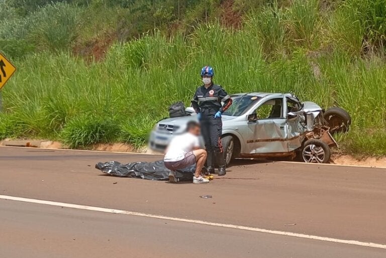 Umuarama Colisão Entre Carreta E Carro Deixa 1 Morto E 2 Feridos (1)