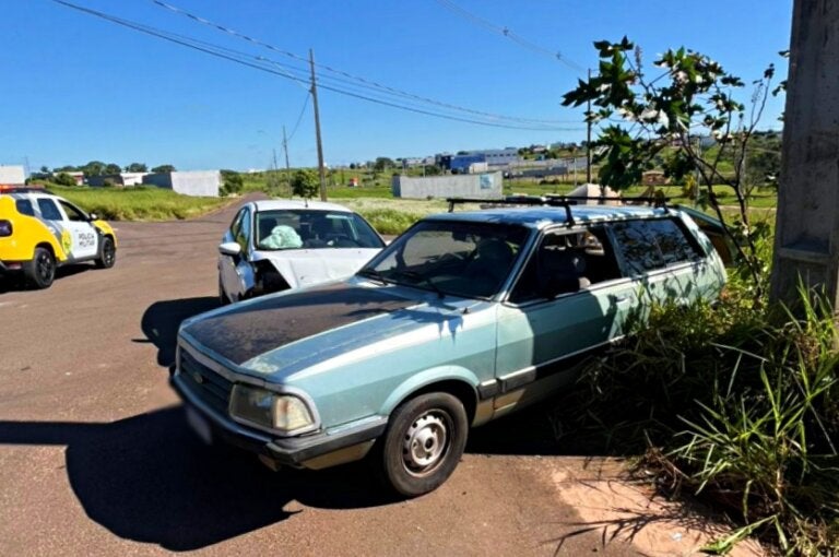 Umuarama Condutora Fica Ferida Após Colisão Entre Dois Carros (1)