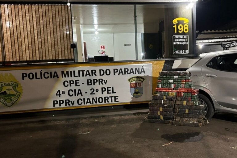 PRE apreende 231 quilos de maconha após perseguição e abandono de veículo na PR-323
