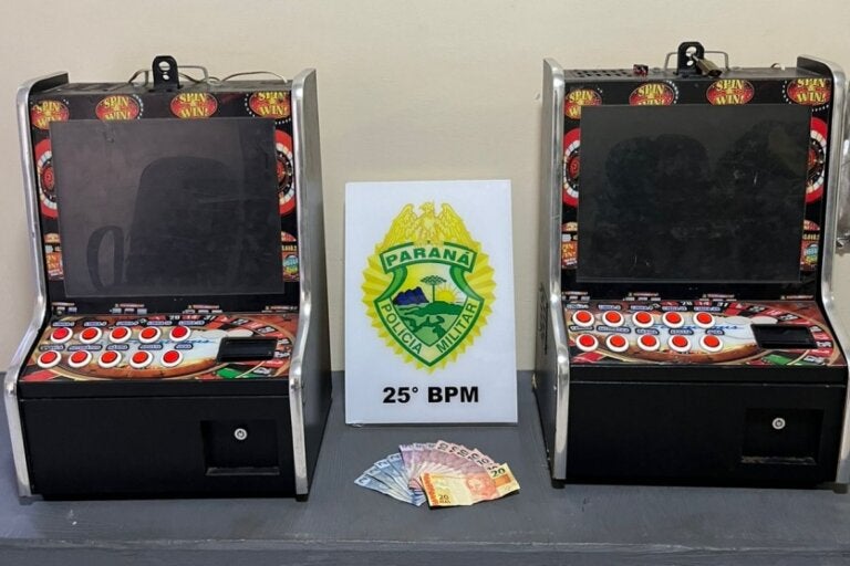 Caça-níqueis são apreendidos em bar durante fiscalização em Iporã