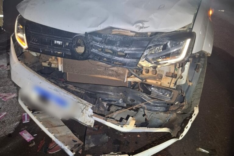 Colisão frontal na PR-364 deixa condutor de moto de Umuarama ferido.