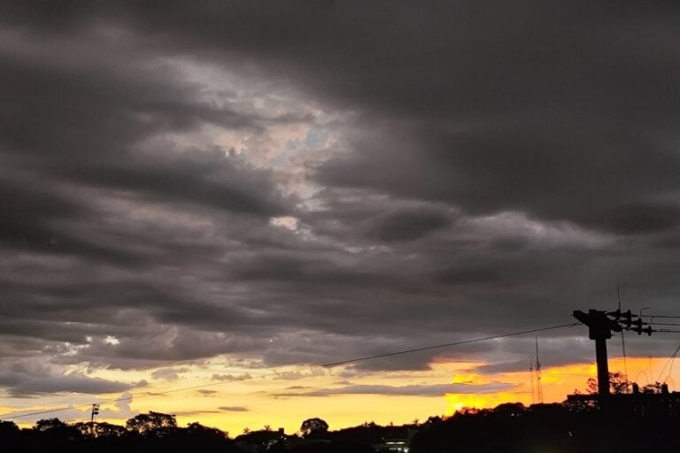 Com o fim da La Niña, Simepar prevê fevereiro com tempo abafado e chuvas de verão