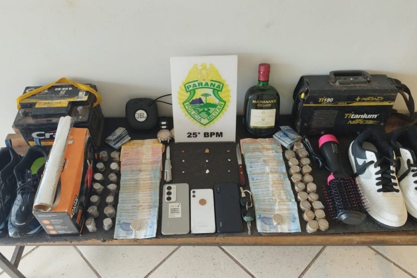 Esquema de distribuição de drogas é desarticulado em Umuarama; casal é preso.