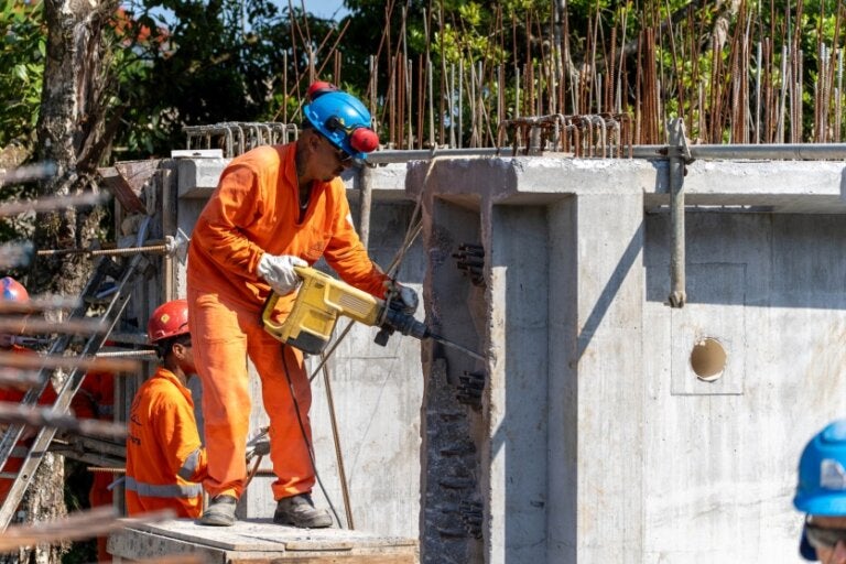Paraná renova piso salarial e deve manter maior valor do Brasil em 2026.