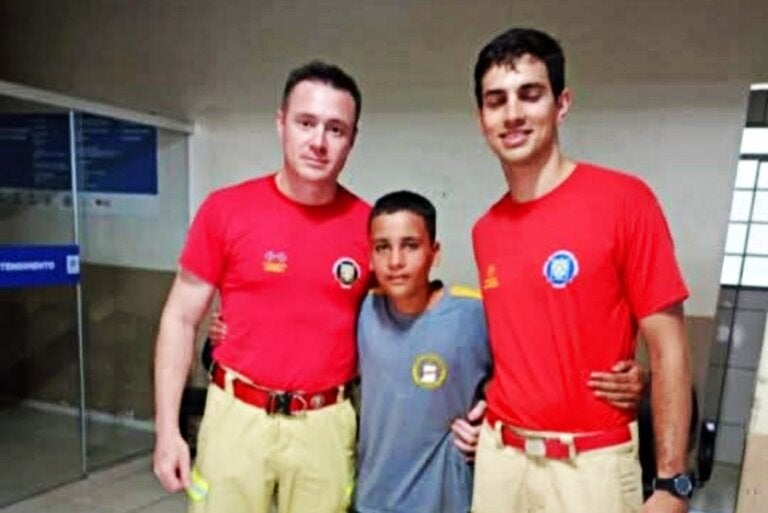 Adolescente Desaparecido é Localizado Na Beira Da Rodovia