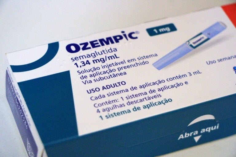Anvisa alerta para risco de pancreatite ligado a uso indevido de canetas emagrecedoras