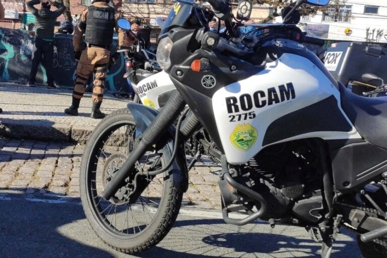 Rocam prende suspeito que agrediu e tentou invadir a casa da ex em Serra dos Dourados