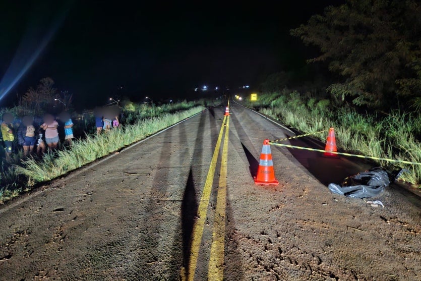Indígena é encontrado morto atropelado na PR-473; condutor fugiu do local