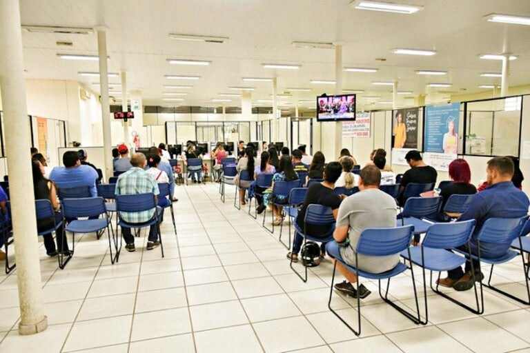 Agência do Trabalhador encerra a semana com 170 vagas disponíveis em Umuarama
