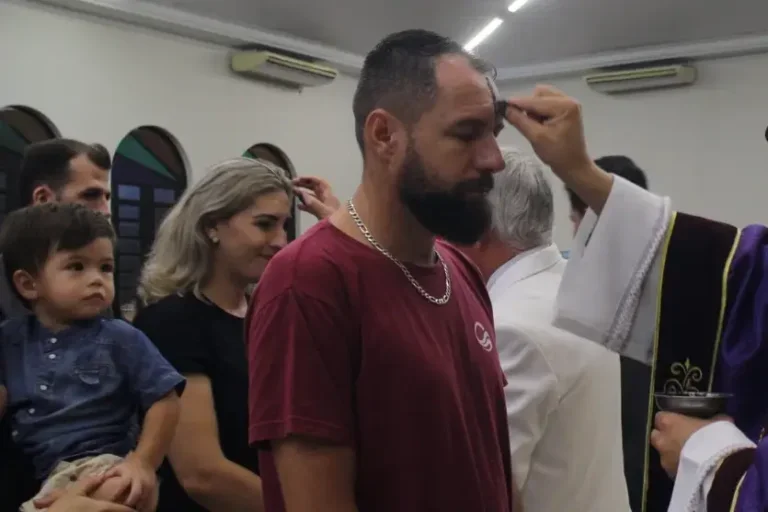 Quarta-Feira de Cinzas inicia a Quaresma: veja os horários das missas em Umuarama e região