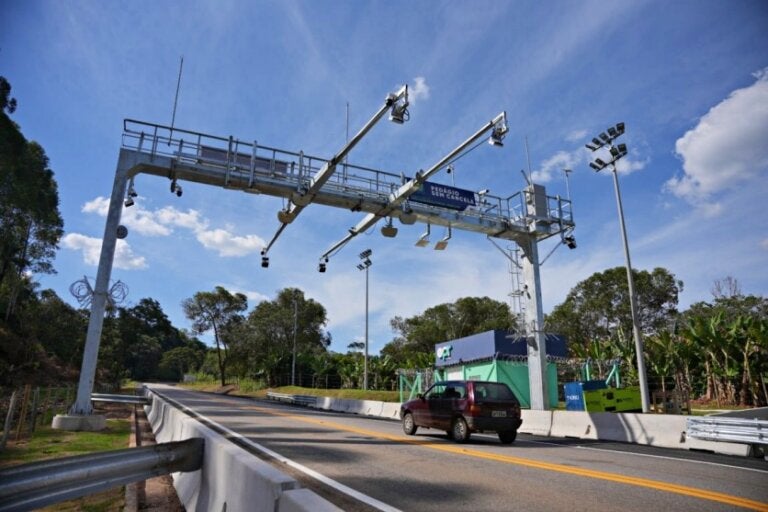 Deputados articulam ação para suspender cobrança integral em pedágios eletrônicos