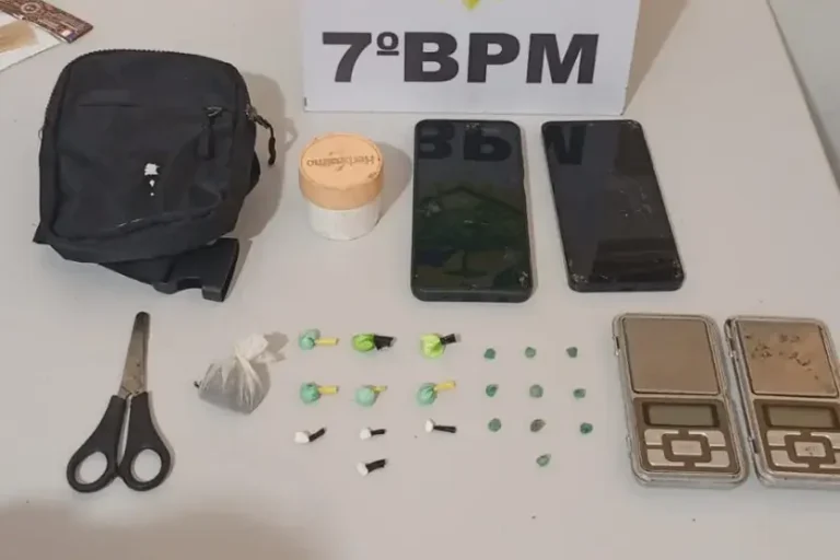 Polícia prende jovem e apreende adolescente por tráfico de drogas em Goioerê