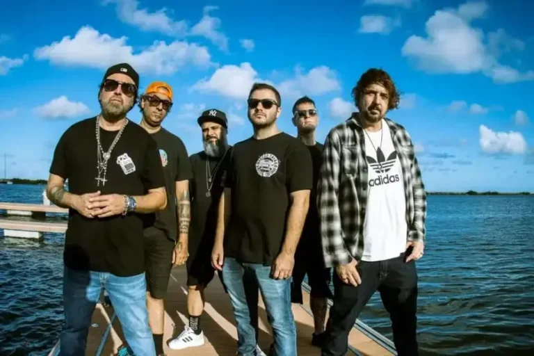 Cantor da região de Maringá é o novo vocalista do Charlie Brown Jr.