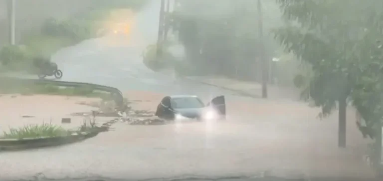 Temporal intenso causa alagamentos e coloca Maringá em alerta; com vídeo