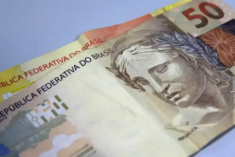 Receita Federal paga lote da malha fina de fevereiro nesta sexta-feira