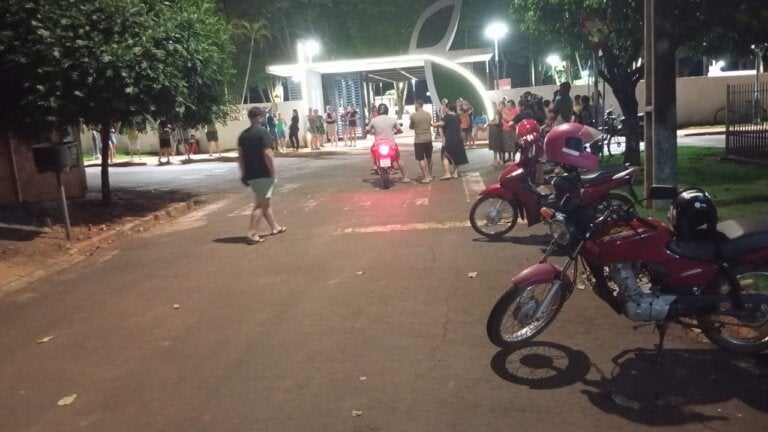 Após 19 horas no IML, corpo de Miratzi é liberado e será sepultado à noite, sem velório