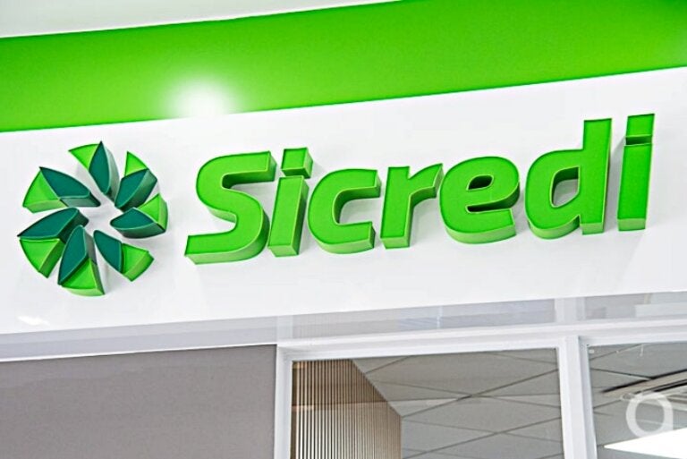 Sicredi chega a 10 milhões de associados espalhados em todo o Brasil
