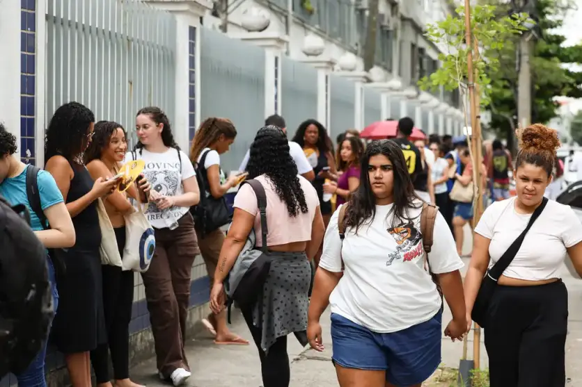 Fies 2026: pré-selecionados devem complementar inscrições até terça-feira