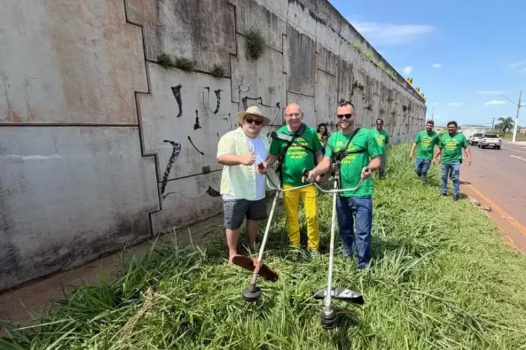 Antes da inauguração de megaloja, Luciano Hang roça mato em Maringá; confira