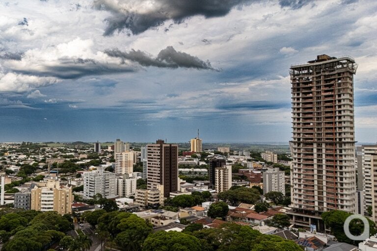 Simepar prevê céu nublado e temperatura amena para esta segunda-feira em Umuarama