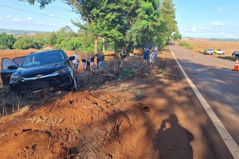 Idoso morre em acidente na PR-082 que deixou outras duas pessoas com ferimentos