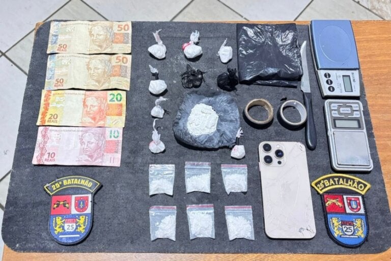 Tráfico de drogas por delivery é interrompido pela PM no Parque 1º de Maio