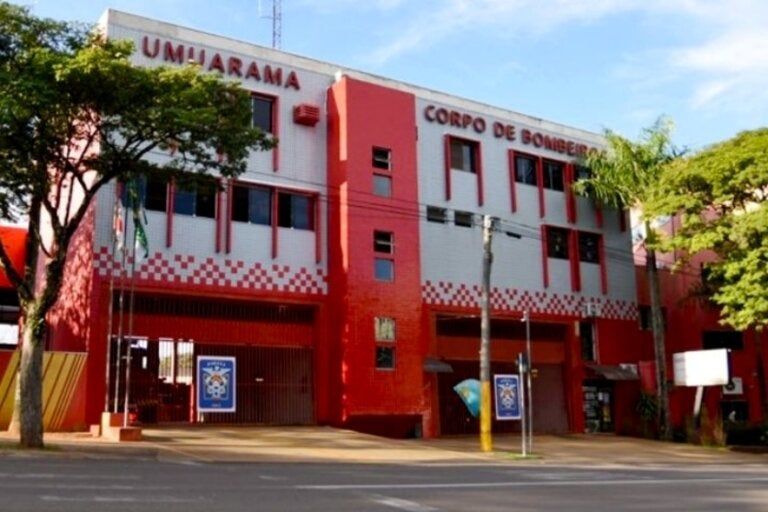 Linha 193 dos Bombeiros fica inoperante em Umuarama e atendimento segue pelo WhatsApp