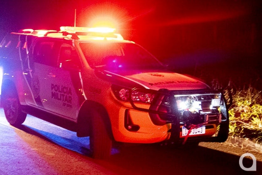 Homem ameaça mulher com faca e acaba preso em Umuarama; PM ficou ferido na situação