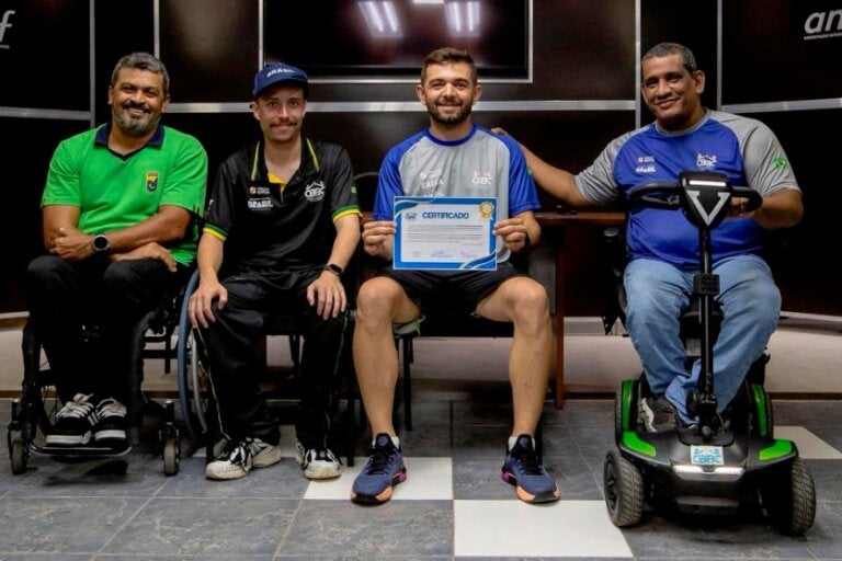 Professor de Umuarama participa de curso internacional de basquete em cadeira de rodas